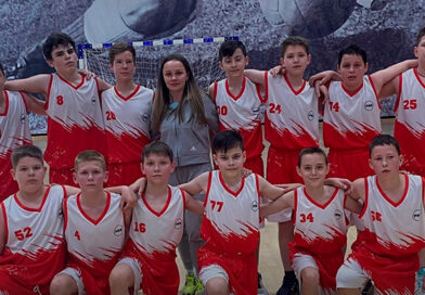 Юные баскетболисты из Новоусманского района заняли второе место на турнире памяти Владимира Карлина